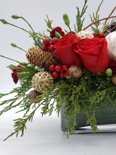 Load image into Gallery viewer, Happy Holiday