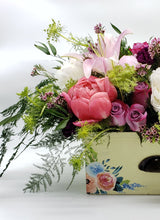 Load image into Gallery viewer, Peony's Dresser