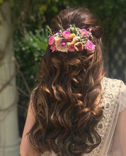 Load image into Gallery viewer, Floral comb toronto