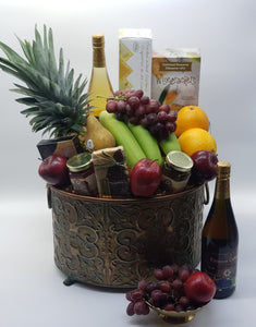 Fruit and gourmet gift